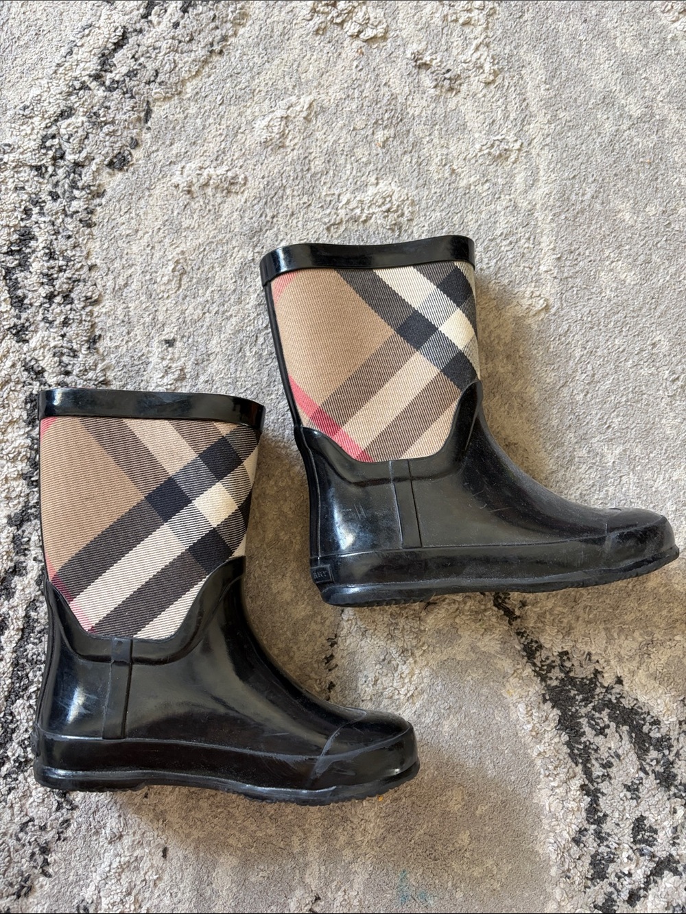 Burberry Black Rain & Plaid Shaft Kids Boots - Picture 5 of 5